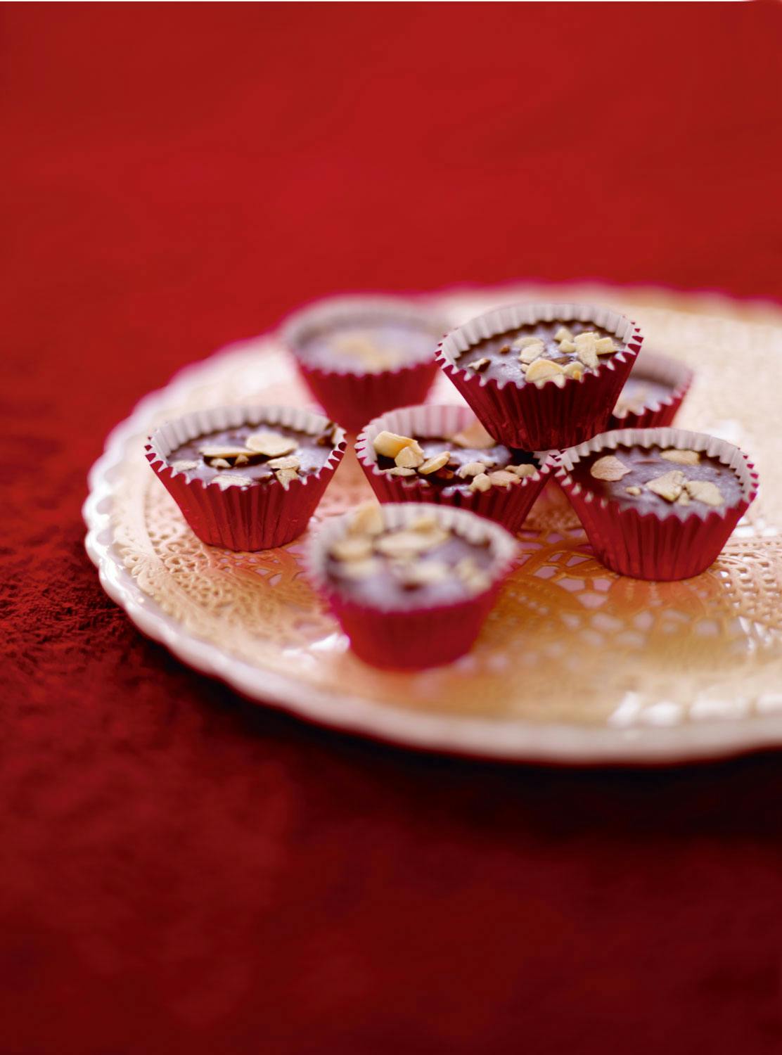 29503 1 2 Julekonfekt: Sjokolade nougat, oppskrift